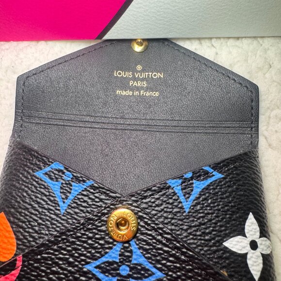 Louis Vuitton Game On Kirigami Small Pochette - Picture 3 of 5